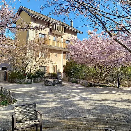 Apartman Les Cerisiers *
